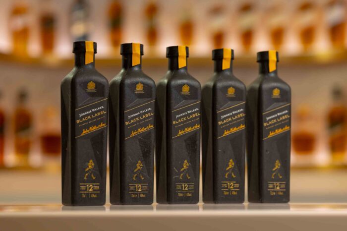 Diageo launches first 70cl paper based bottle at Johnnie Walker Princes Street