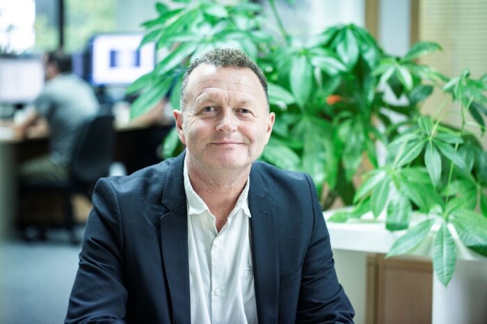 E-Training World Launches New Brand with Driver Wellbeing Modules, Road Safety Podcast and AI Integration